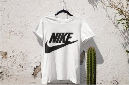 NIKE white T-Shirt
